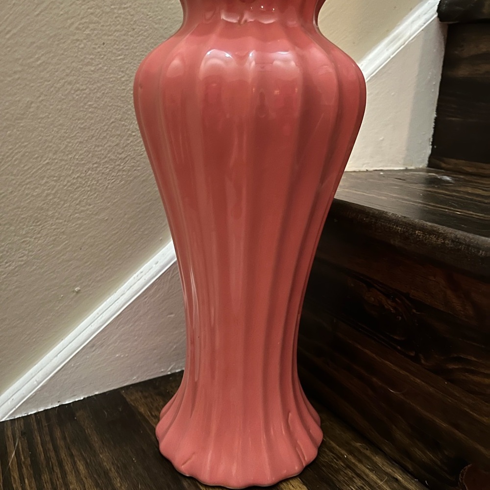 Art Deco Vase in Homer Laughlin Style, Flamingo or Peony color.